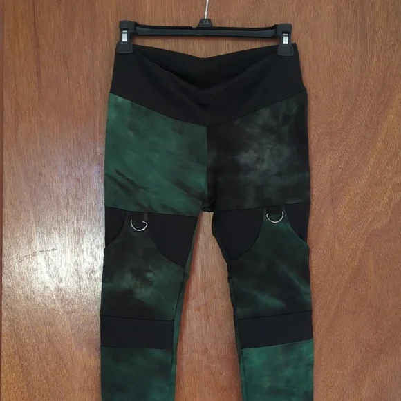Lost Sewl leggings - Picture 1 of 4
